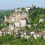 Le Troubadour A Hotel 3*