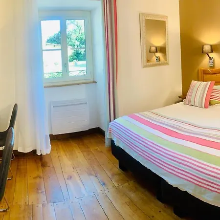 Le Troubadour à Hotel