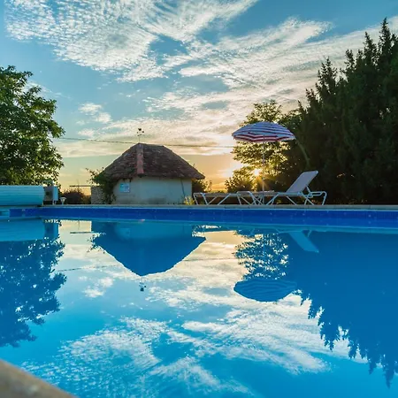 Le Troubadour A 3* Rocamadour