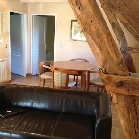 Le Troubadour à Hotel