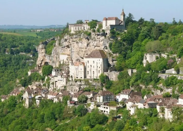 Le Troubadour A Hotel 3*
