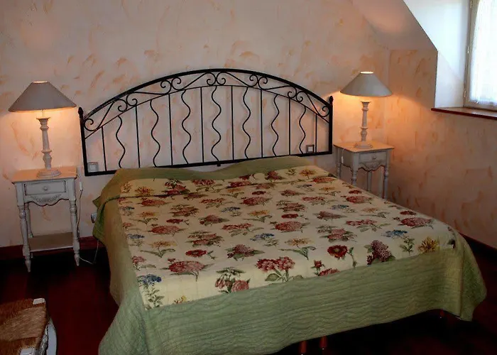 Le Troubadour A Hotel 3*